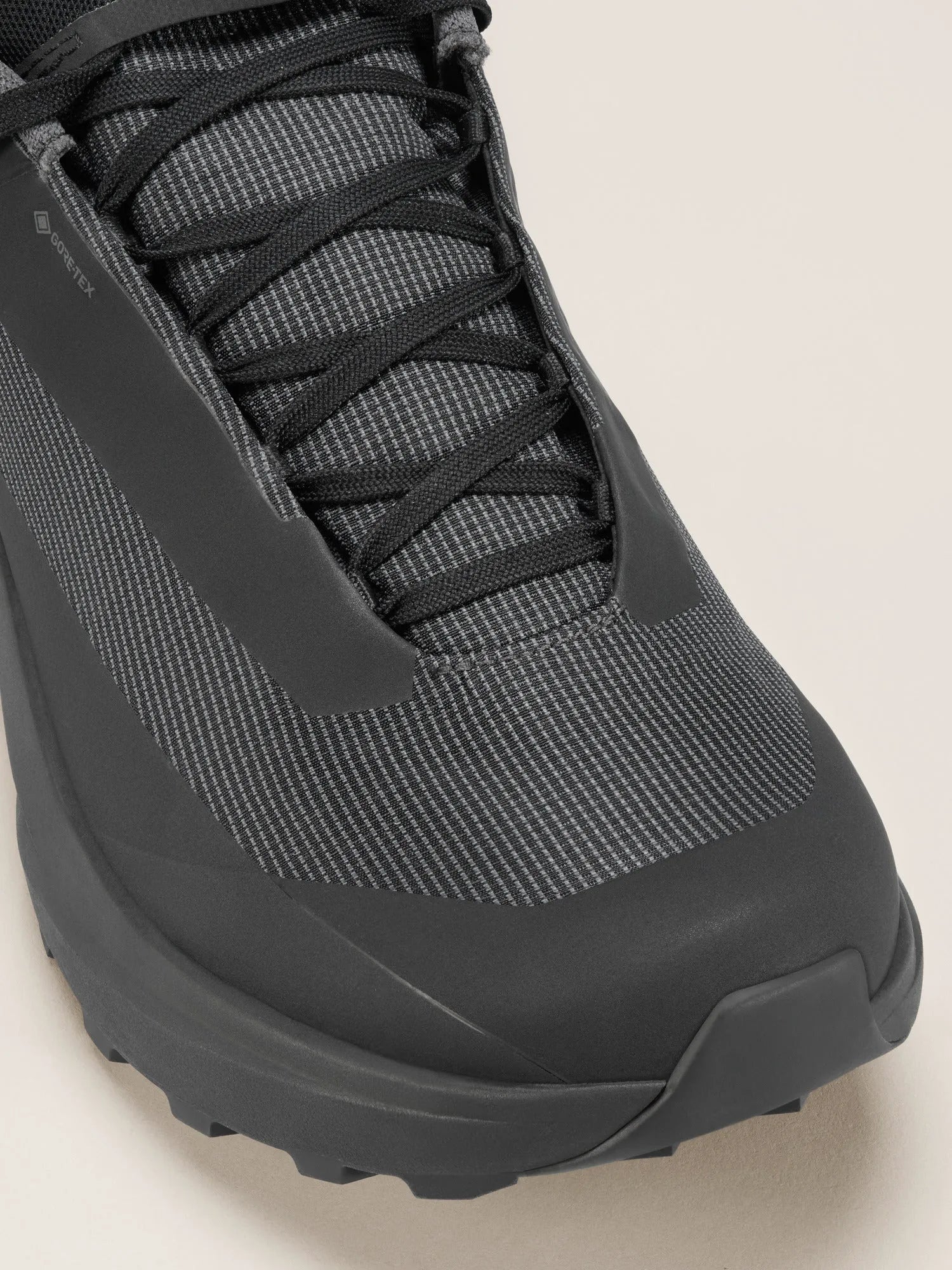 Black / Black