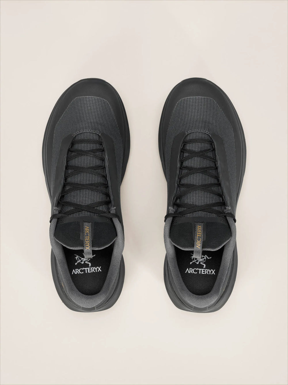 Black / Black